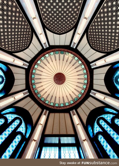 Symmetry of the Dome at Taksim Mosque