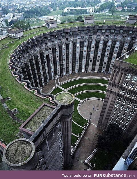 The housing estate Les Espaces d'Abraxas, built near Paris in 1982