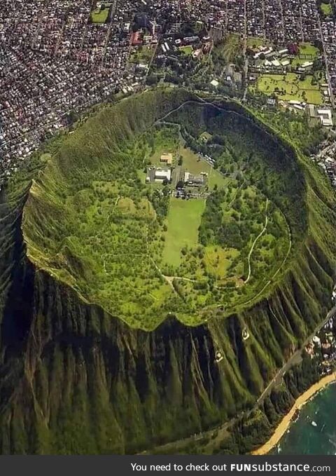 Diamond Head (volcanic tuff cone on the island of O'ahu, Hawaii)