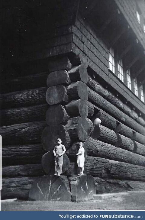 World’s largest log cabin. Portland, Oregon, USA, 1938. Built in 1905, burned down in