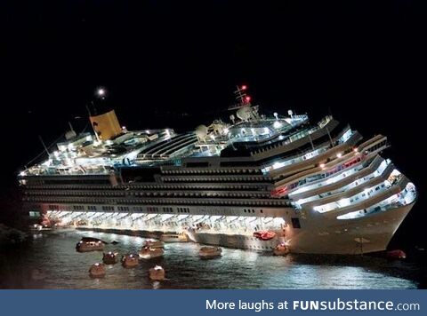 Lifeboats leave the Costa Concordia, 13 January 2012