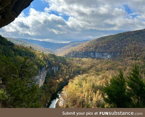 Trail above the Buffalo River in Arkansas
