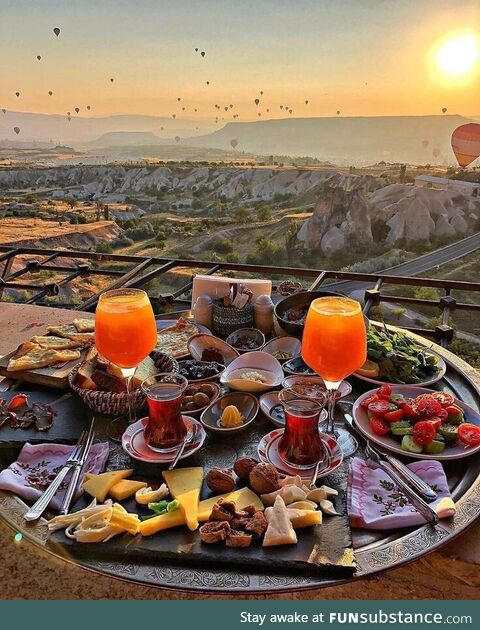 Breakfast in Capadocia