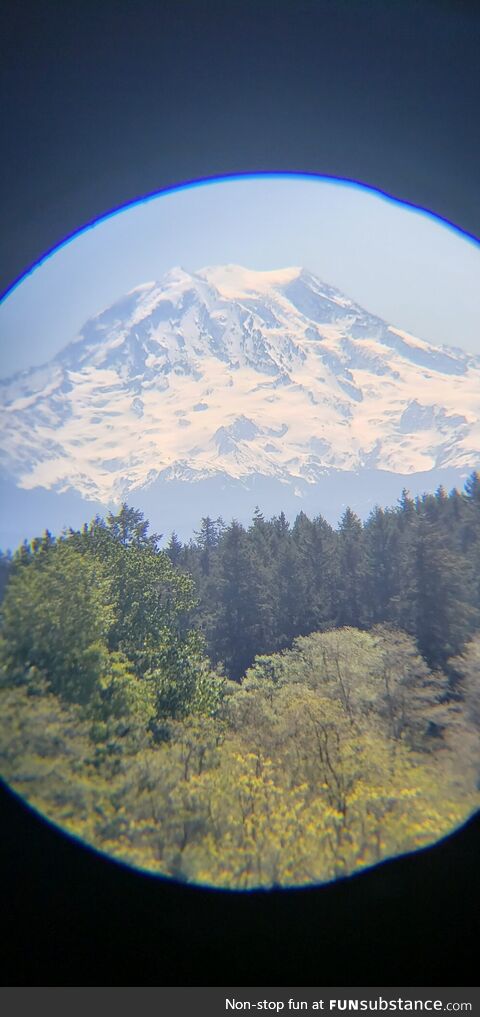 Mount Rainier through binoculars. [OC]