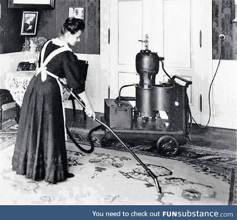 First vacuum cleaners, 1906
