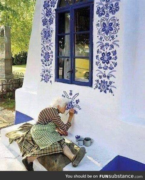 90- year old Artist Is So Energetic and Creative