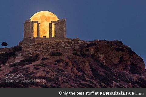 This is what a “Super Moon” at the Temple of Poseidon looks like