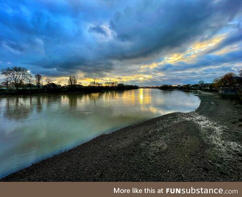 Moody skies over the thames