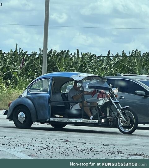 What motorcycle / car is this?