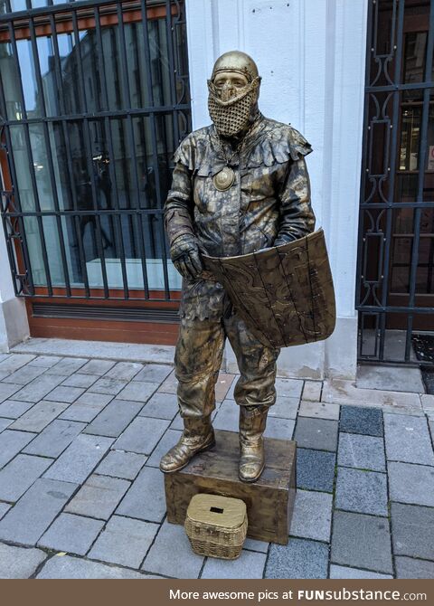 Very good street performer in Bratislava, Slovakia